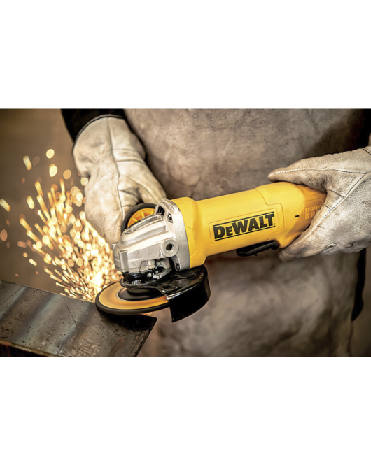 Dewalt Angle Grinder 4 1/2"
